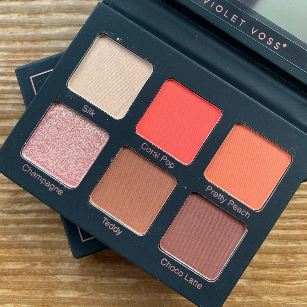 💰3/$30💰🎉HP🎉 New Violet Voss Coral Pop Eyeshadow Palette